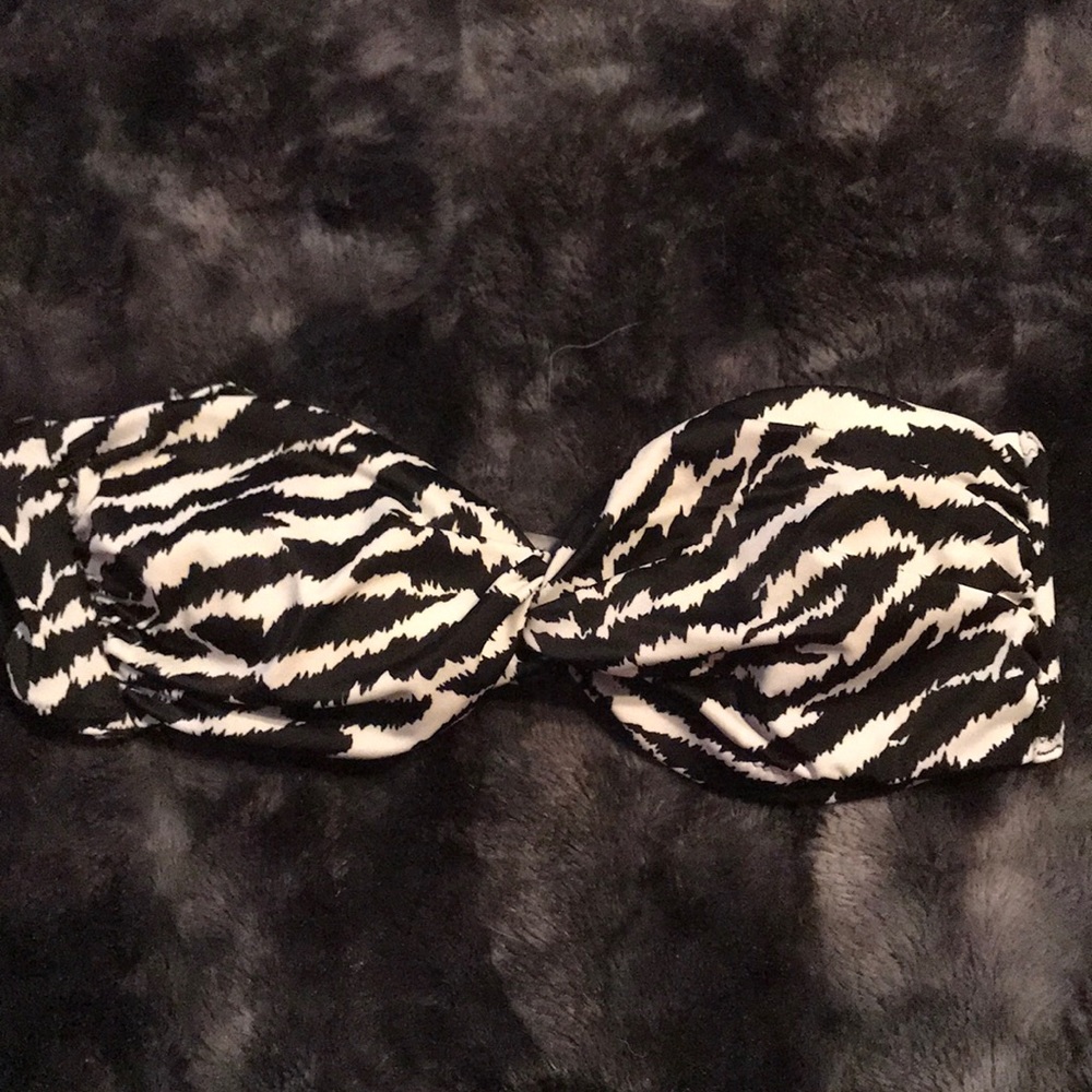 Animal print Victoria secret bikini top